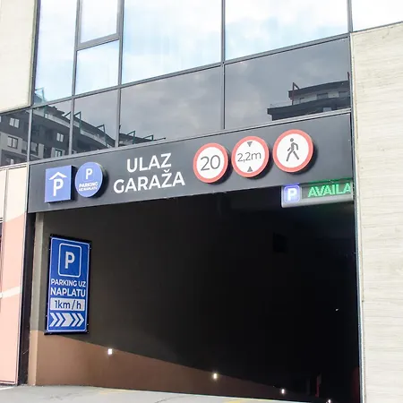 Apartman Luxury Lamela Bulevar *